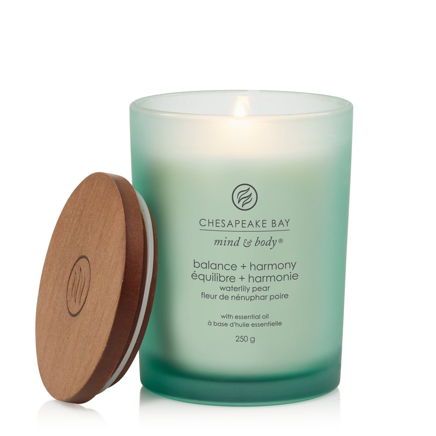 Chesapeake Bay Waterlily Pear Medium Candle